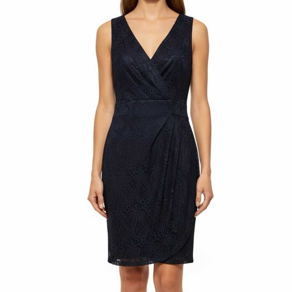 NWT Le Chateau Formal Lace Dress